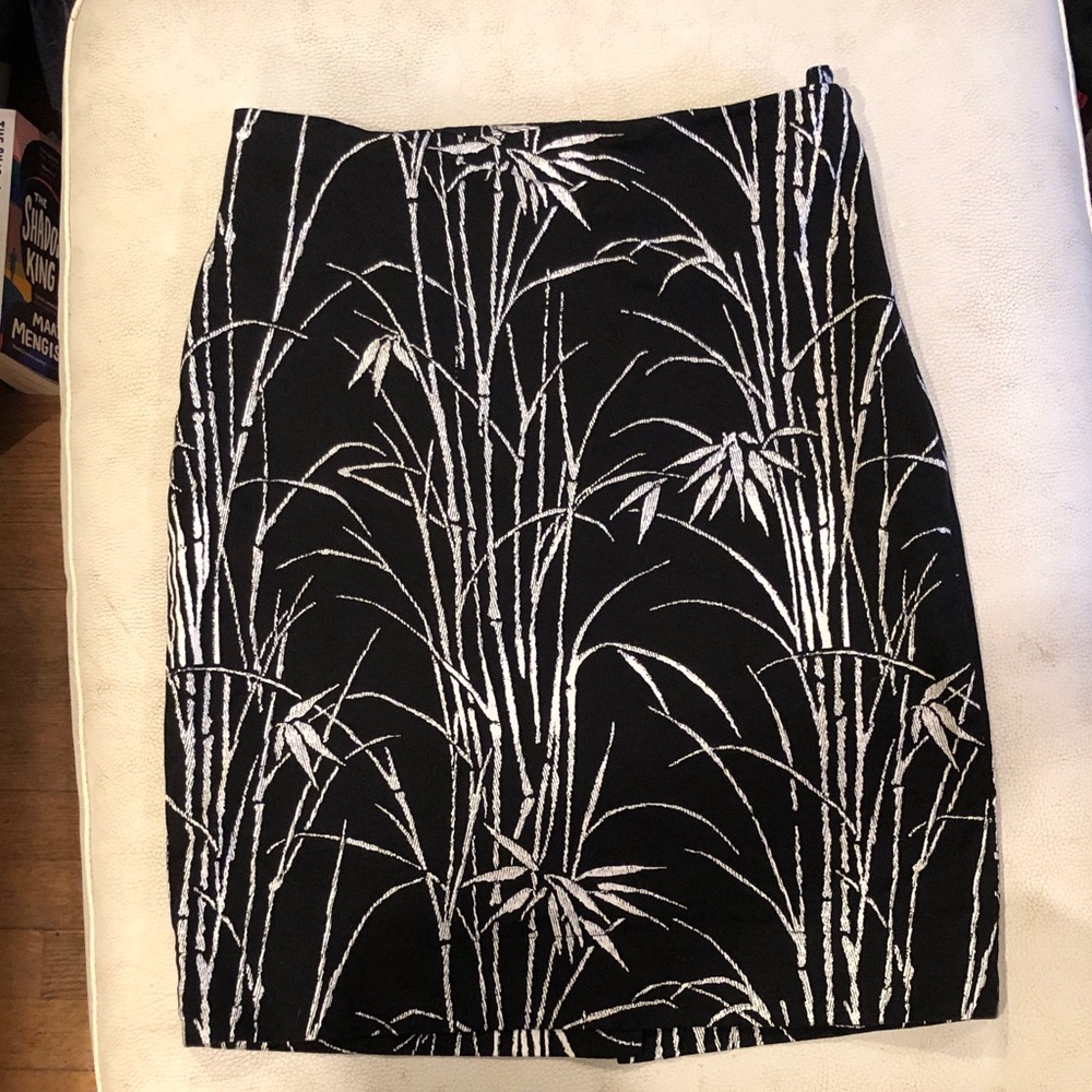 Talbots black/white pencil skirt